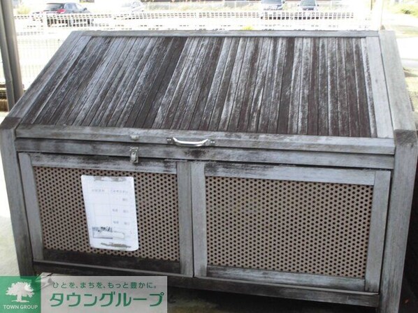 スプリングコートの物件内観写真